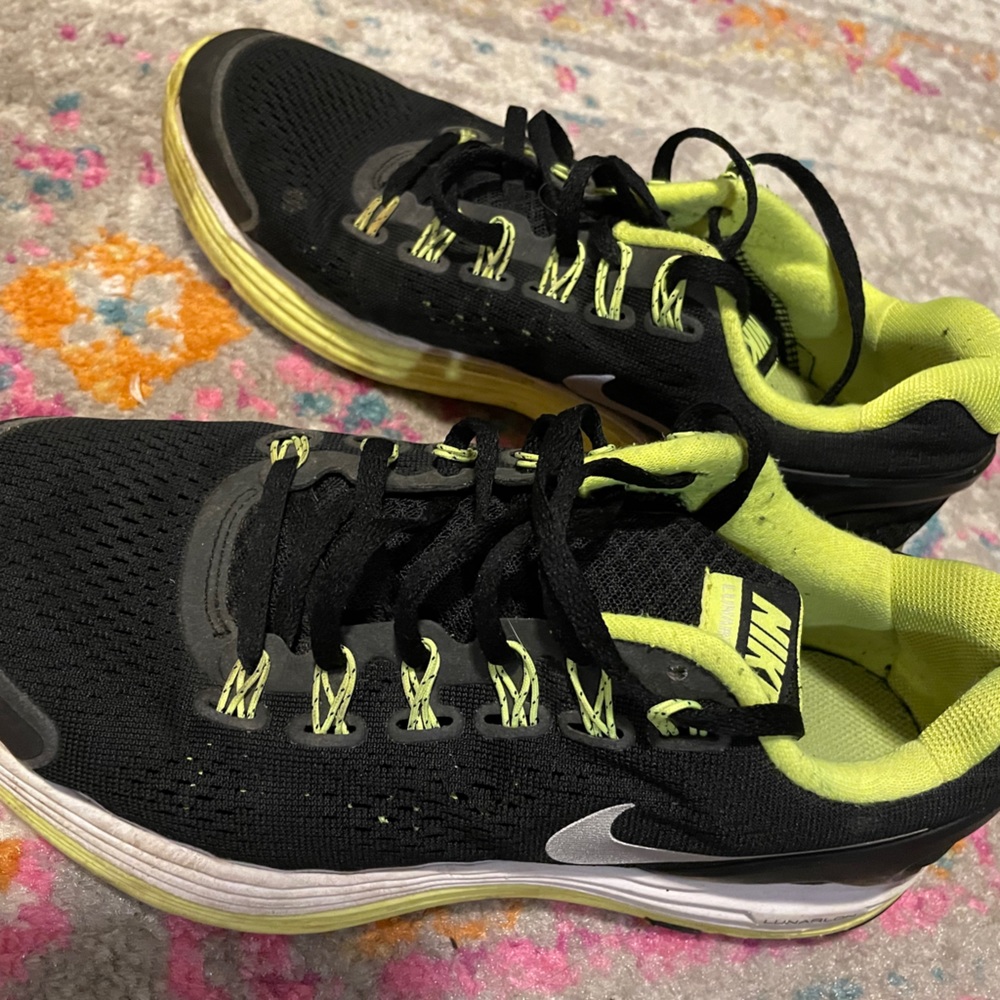 Nike Lunar Womens Running Shoes 7.5 Black and Lime Green